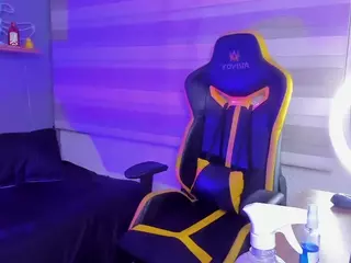 Littlelua's Live Sex Cam Show