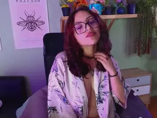 Littlelua's Live Sex Cam Show