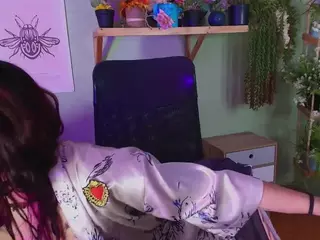 Littlelua's Live Sex Cam Show