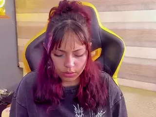 Littlelua's Live Sex Cam Show