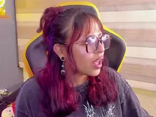 Littlelua's Live Sex Cam Show