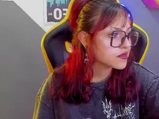 Littlelua's Live Sex Cam Show