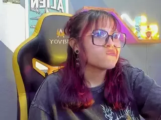 Littlelua's Live Sex Cam Show