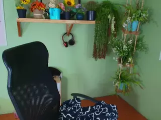 Littlelua's Live Sex Cam Show