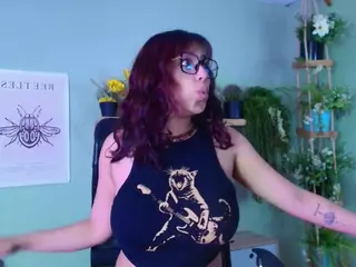 Littlelua's Live Sex Cam Show