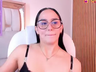 hazel-ross-tcw's Live Sex Cam Show