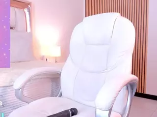 hazel-ross-tcw's Live Sex Cam Show