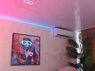 laylacruzrose's live room
