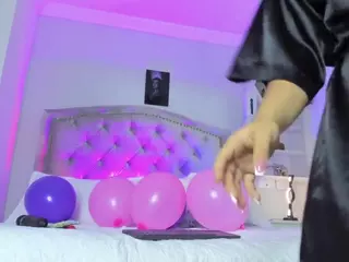 AnnieRussell's Live Sex Cam Show