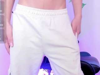 kleo7helenos from CamSoda