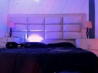 lolatorress live webcam show