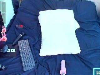 madisondiiaz Tease live webcam