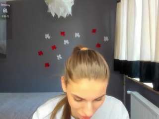 emmigreen Live Webcam on CamSoda