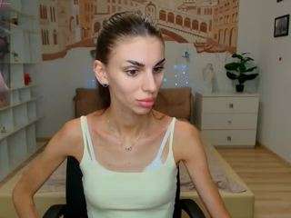 emmigreen Sex Cam Show
