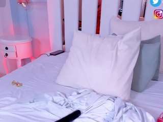 gabi-bunny live webcam show