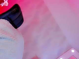 gabybeltran Live Webcam on CamSoda