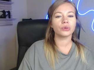 Cuck Slavery camsoda holly95love