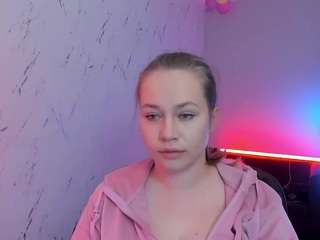 holly95love webcam