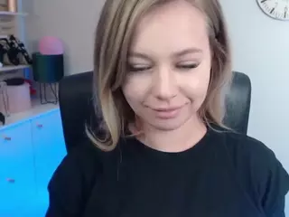 Holly95love's Live Sex Cam Show