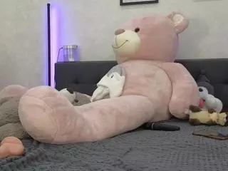 Jenie-Fire's Live Sex Cam Show