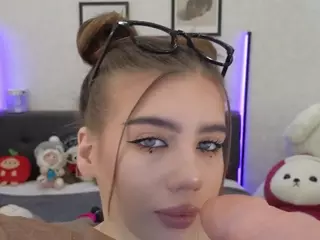 Jenie-Fire's Live Sex Cam Show