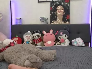 Jenie-Fire's Live Sex Cam Show
