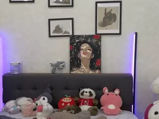 Jenie-Fire's Live Sex Cam Show