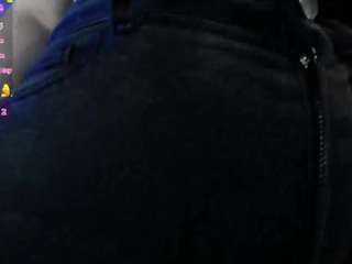 LaynaFuckBoobs