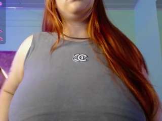 LaynaJucyBoobs