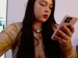 LaynaJucyBoobs