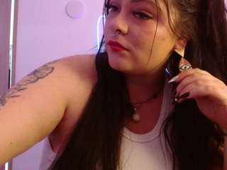 LaynaJucyBoobs