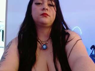 LaynaJucyBoobs