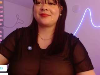 LaynaJucyBoobs