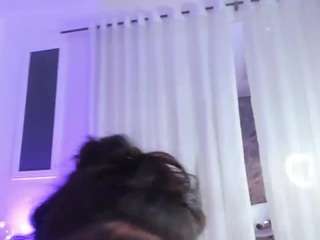 LaynaJucyBoobs