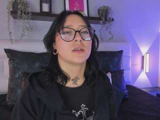 sofii-baker's CamSoda show and profile