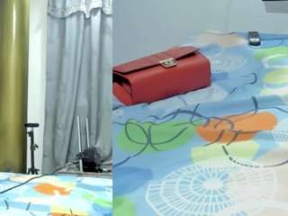 dakota-lovense Live Webcam on CamSoda