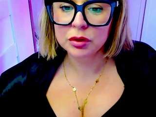 dianagoddess87 Live Webcam on CamSoda