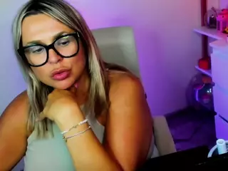 DianaGoddess87's Live Sex Cam Show