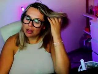 DianaGoddess87's Live Sex Cam Show