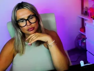 DianaGoddess87's Live Sex Cam Show