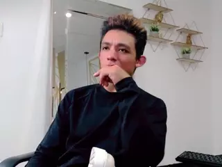 leo-andmilly's Live Sex Cam Show
