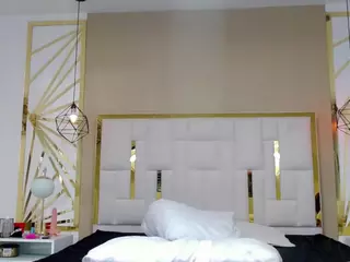 leo-andmilly's Live Sex Cam Show