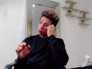 leo-andmilly's Live Sex Cam Show