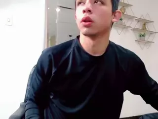 leo-andmilly's Live Sex Cam Show