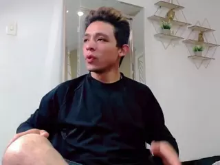 leo-andmilly's Live Sex Cam Show