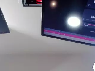 leo-andmilly's Live Sex Cam Show