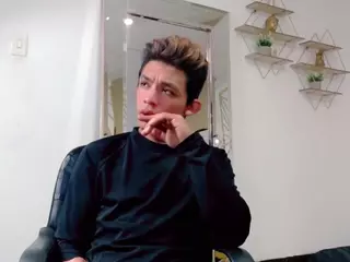 leo-andmilly's Live Sex Cam Show