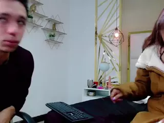 leo-andmilly's Live Sex Cam Show