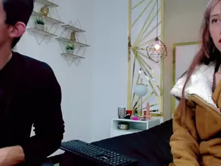 leo-andmilly's Live Sex Cam Show