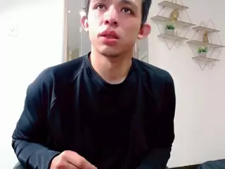 leo-andmilly's Live Sex Cam Show